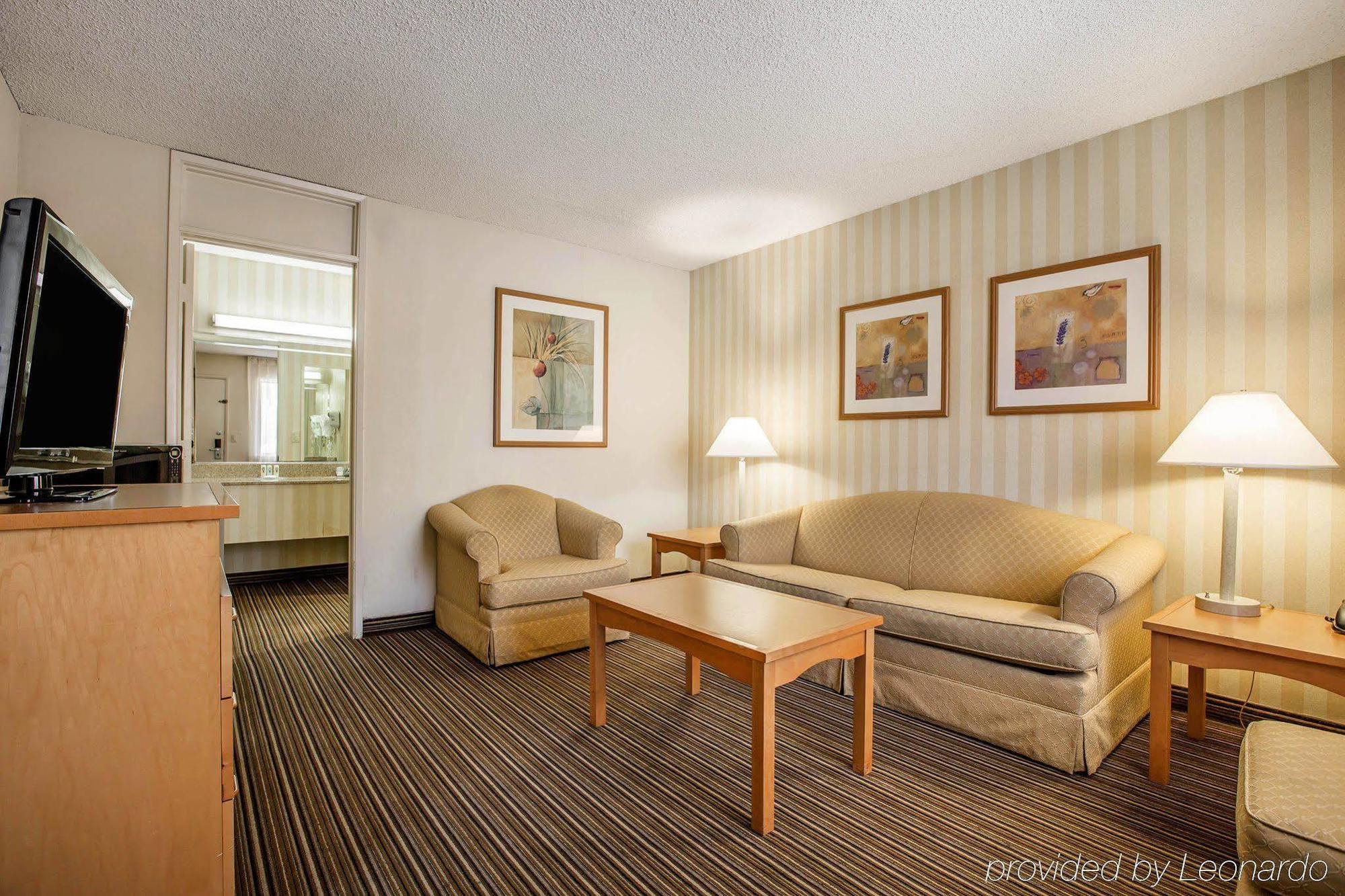 棕榈泉品质旅馆酒店 外观 照片